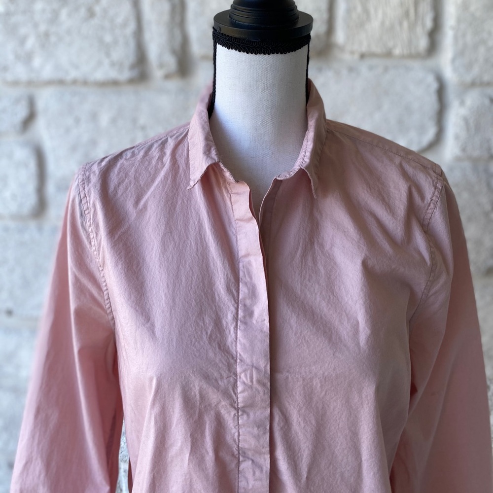 Everlane Relaxed Button Down Shirt / Size Medium - image 2